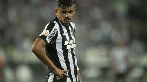 Jorge Rodrigues/AGIF- Tiquinho Soares, atacante do Botafogo
