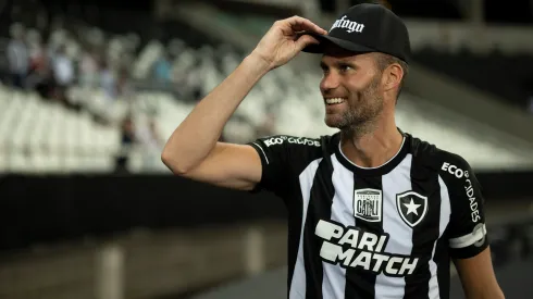 Jorge Rodrigues/AGIF- Joel Carli, auxiliar do Botafogo