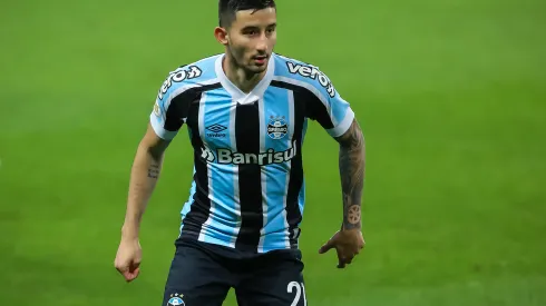 Foto: Pedro H. Tesch/AGIF – Situação de Villasanti 'azeda' e assunto chega ao Grêmio
