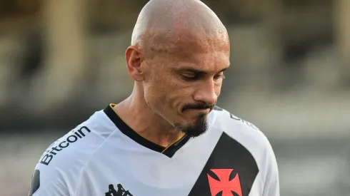 Foto: Thiago Ribeiro/AGIF – Maicon fala sobre briga por vaga no Vasco.
