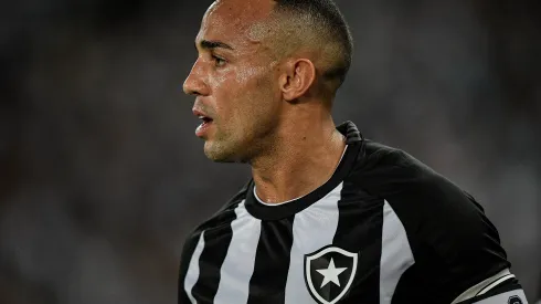 RJ – RIO DE JANEIRO – 04/05/2023 – COPA SUL-AMERICANA 2023, BOTAFOGO X LDU – Marcal jogador do Botafogo durante partida contra o LDU no estadio Engenhao pelo campeonato Copa Sul-Americana 2023. Foto: Thiago Ribeiro/AGIF
