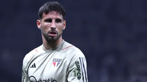 Foto: Marcello Zambrana/AGIF – Calleri só volta a jogar pelo São Paulo em 2024
