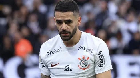 Foto: Marcello Zambrana/AGIF – Renato Augusto pode parar em rival do Corinthians na Série A
