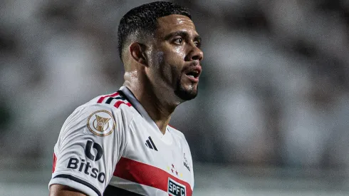 GO - GOIANIA - 18/10/2023 - BRASILEIRO A 2023, GOIAS X SAO PAULO - Wellington Rato jogador do Sao Paulo durante partida contra o Goias no estadio Serrinha pelo campeonato Brasileiro A 2023. Foto: Isabela Azine/AGIF