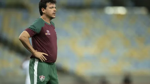  Foto: Jorge Rodrigues/AGIF – Diniz tem dor de cabeça no Fluminense.
