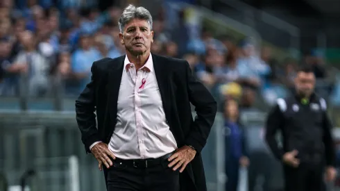 BA – PORTO ALEGRE – 18/10/2023 – BRASILEIRO A 2023, GREMIO X ATHLETICO-PR – Renato Portaluppi tecnico do Gremio durante partida contra o Athletico-PR no estadio Arena do Gremio pelo campeonato Brasileiro A 2023. Foto: Maxi Franzoi/AGIF
