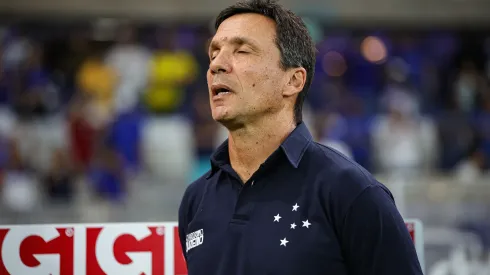 MG – BELO HORIZONTE – 19/10/2023 – BRASILEIRO A 2023, CRUZEIRO X FLAMENGO – Ze Ricardo tecnico do Cruzeiro durante partida contra o Flamengo no estadio Mineirao pelo campeonato Brasileiro A 2023. Foto: Gilson Lobo/AGIF
