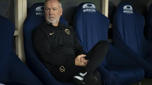 Foto: Jorge Rodrigues/AGIF - Mano Menezes faz jogador crescer de produção.