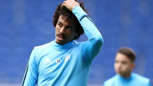 Luiz Gustavo antes da<br />
final da UEFA Europa League de 2018.<br />
Photo by Maja Hitij/Getty Images