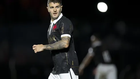  Vegetti jogador do Vasco durante partida contra o Internacional no estadio Sao Januario pelo campeonato Brasileiro A 2023. Foto: Jorge Rodrigues/AGIF
