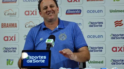 BA – SALVADOR – 11/09/2023 – APRESENTACAO ROGERIO CENI – Rogerio Ceni, tecnico do Bahia, durante entrevista coletiva de imprensa na Arena Fonte Nova. Foto: Walmir Cirne/AGIF
