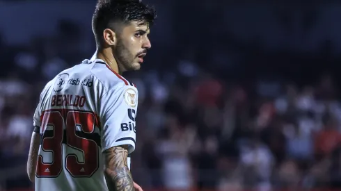  Lucas Beraldo jogador do Sao Paulo durante partida contra o Corinthians no estadio Morumbi pelo campeonato Brasileiro A 2023. Foto: Marcello Zambrana/AGIF
