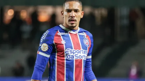 Gilberto jogador do Bahia durante partida contra o Coritiba no estadio Couto Pereira pelo campeonato Brasileiro A 2023. Foto: Robson Mafra/AGIF
