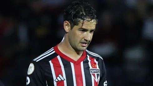 Alexandre Pato jogador do São Paulo durante partida contra o Bragantino no estádio Nabi Abi Chedid pelo campeonato Brasileiro A 2023. Foto: Marcello Zambrana/AGIF
