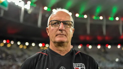 Torcida rasga contra titular de Dorival na web. Foto: Thiago Ribeiro/AGIF
