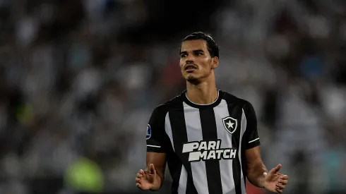 Danilo Barbosa, volante do Botafogo, Foto: Thiago Ribeiro/AGIF