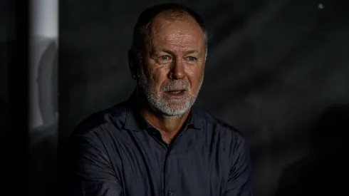 Mano pode ter desfalque inesperado contra o Internacional. Foto: Thiago Ribeiro/AGIF