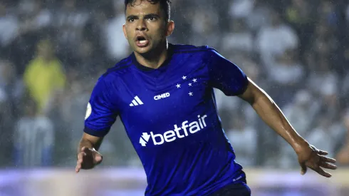 Foto: Marcello Zambrana/AGIF – Corinthians tem interesse na contratação de Bruno Rodrigues.
