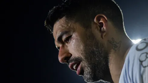 Foto: Thiago Ribeiro/AGIF - Suárez em partida do Grêmio pelo Campeonato Brasileiro