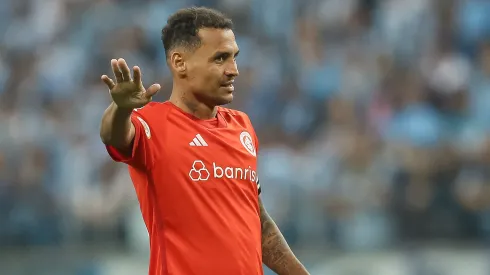   Alan Patrick jogador do Internacional lamenta chance perdida durante partida contra o Gremio no estadio Arena do Gremio pelo campeonato BRASILEIRO A 2023. Foto: Pedro H. Tesch/AGIF
