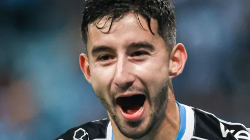 Mathias Villasanti jogador do Grêmio comemora seu gol durante partida contra o Bahia no estádio Arena do Grêmio pelo campeonato Copa do Brasil 2023. Foto: Maxi Franzoi/AGIF
