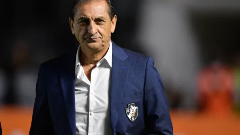 Ramon Diaz tecnico do Vasco durante partida contra o Botafogo no estadio Sao Januario pelo campeonato Brasileiro A 2023. Foto: Thiago Ribeiro/AGIF