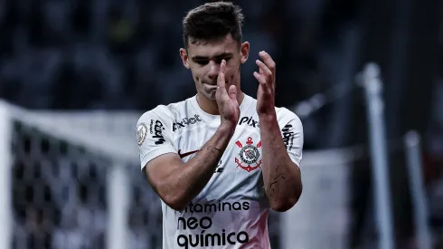 Gabriel Moscardo jogador do Corinthians deixa o campo apos partida contra o Atletico-MG no estadio Arena Corinthians pelo campeonato Brasileiro A 2023. Foto: Fabio Giannelli/AGIF
