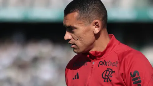PR - CURITIBA - 20/08/2023 - BRASILEIRO A 2023, CORITIBA X FLAMENGO - Santos goleiro do Flamengo durante aquecimento antes da partida contra o Coritiba no estadio Couto Pereira pelo campeonato Brasileiro A 2023. Foto: Robson Mafra/AGIF