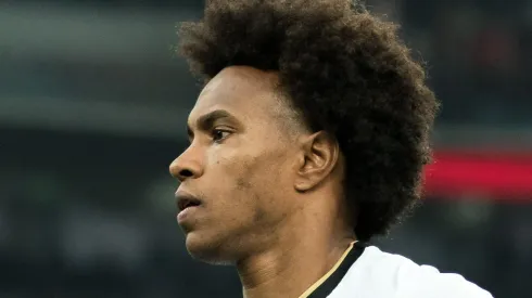 Willian jogador do Corinthians durante partida contra o Athletico-PR no estádio Arena da Baixada pelo campeonato Brasileiro A 2022. Foto: Robson Mafra/AGIF
