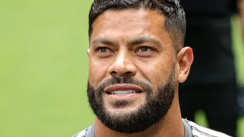 Hulk jogador do Atlético-MG durante aquecimento antes da partida contra o Grêmio no estádio Arena MRV pelo campeonato Brasileiro A 2023. Foto: Gilson Lobo/AGIF
