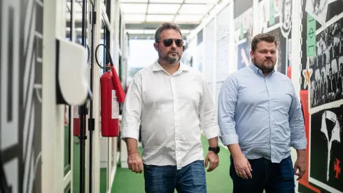 Fotos: Leandro Amorim/Vasco. – Alexandre Mattos mostra interesse em atacante do Inter para 2024.
