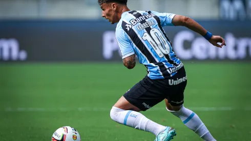 Ferreirinha, atacante do Grêmio. Foto: Maxi Franzoi/AGIF