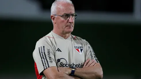 Foto: Rubens Chiri/saopaulofc.net – Dorival Júnior toma decisão final sobre atacante.
