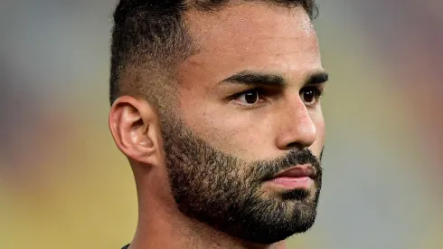 Thiago Maia jogador do Flamengo durante partida contra o Fluminense no estádio Maracanã pelo campeonato Copa do Brasil 2023. Foto: Thiago Ribeiro/AGIF
