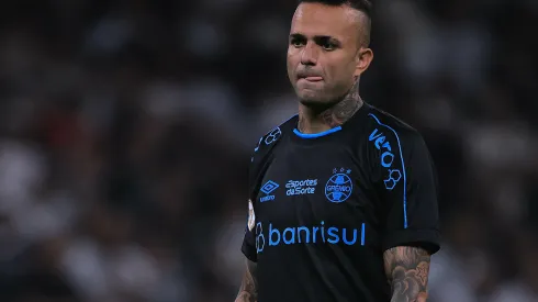 Luan jogador do Grêmio durante partida contra o Corinthians no estádio Arena Corinthians pelo campeonato Brasileiro A 2023. Foto: Ettore Chiereguini/AGIF
