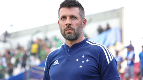 Pezzolano vira assunto no Cruzeiro. Foto: Gilson Junio/AGIF