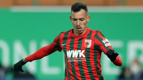 Bahia reforça elenco com pré-contrato de Iago Borduchi, lateral do Augsburg. Alexander Hassenstein/Getty Images