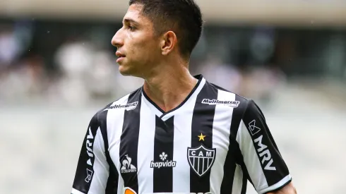 Foto: Fernando Moreno/AGIF – Savarino fala sobre acerto com o Botafogo.
