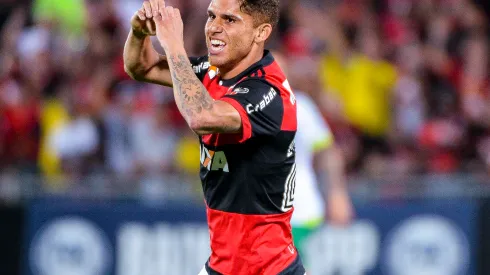 Cuellar jogando pelo Flamengo pelas oitavas de final Copa Sul-Americana 2017. Foto: Fernando Soutello/AGIF
