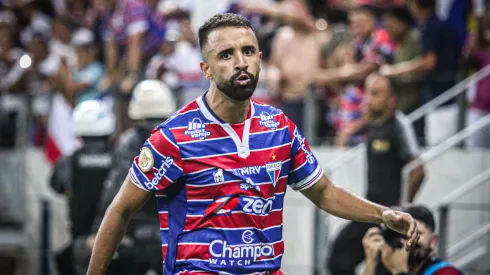 Foto: Lucas Emanuel/AGIF - Caio Alexandre fala sobre escolha pelo Bahia.