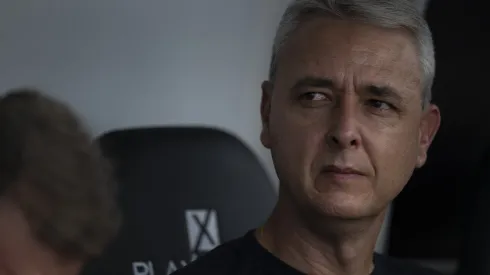 Tiago Nunes tecnico do Botafogo durante partida contra o Bangu no estadio Engenhao pelo campeonato Carioca 2024. Jorge Rodrigues/AGIF