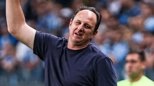 Rogerio Ceni técnico do Bahia durante partida contra o Grêmio no estádio Arena do Grêmio pelo campeonato Brasileiro A 2023. Maxi Franzoi/AGIF
