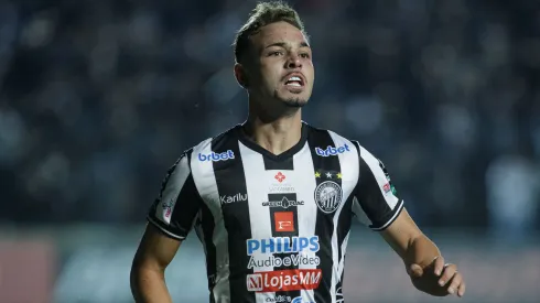 Foto: João Vitor Rezende Borba/AGIF - Atheltico rescinde contrato de Dudu Scheit.