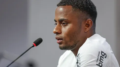 Foto: Marcello Zambrana/AGIF - Diego Palacios tem situação atualizada no Corinthians.