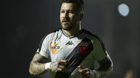 Rossi jogador do Vasco durante partida contra o Madureira no estadio Sao Januario pelo campeonato Carioca 2024. Jorge Rodrigues/AGIF
