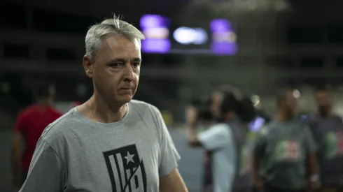 Tiago Nunes, técnico do Botafogo. Foto: Jorge Rodrigues/AGIF