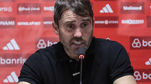 Eduardo Coudet técnico do Internacional durante entrevista coletiva apos a partida contra o Athletico-PR no estadio Arena da Baixada pelo campeonato Brasileiro A 2023. Foto: Robson Mafra/AGIF
