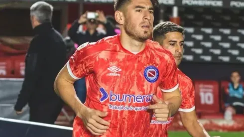 Lucas Villalba, zagueiro do Cruzeiro. Foto: Divulgação/ Argentinos Juniors
