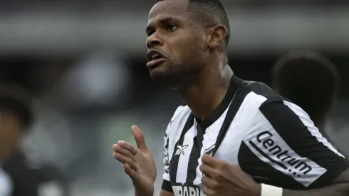 Júnior Santos interessa ao Grêmio. Foto: Jorge Rodrigues/AGIF
