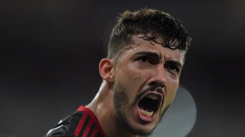 Foto: Thiago Ribeiro/AGIF - Gustavo Henrique tem situação atualizada no Corinthians.